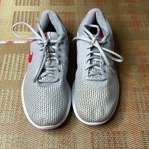 Nike Revolution 4 Athletic AA7402-006 Running Sneakers Men's Size 7W Gray